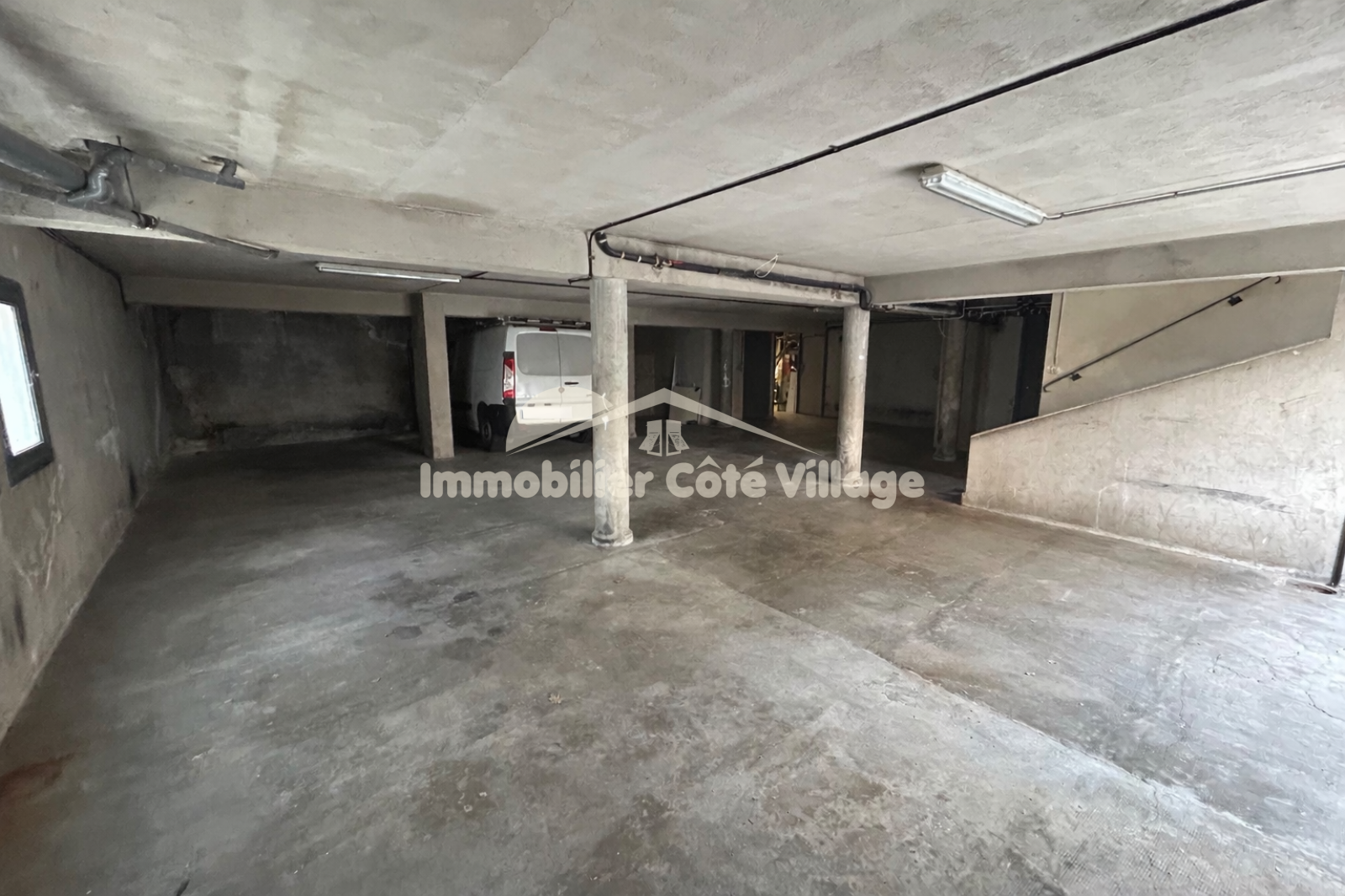 Image_, Entrepôt, Contes, ref :RJVCO30001169