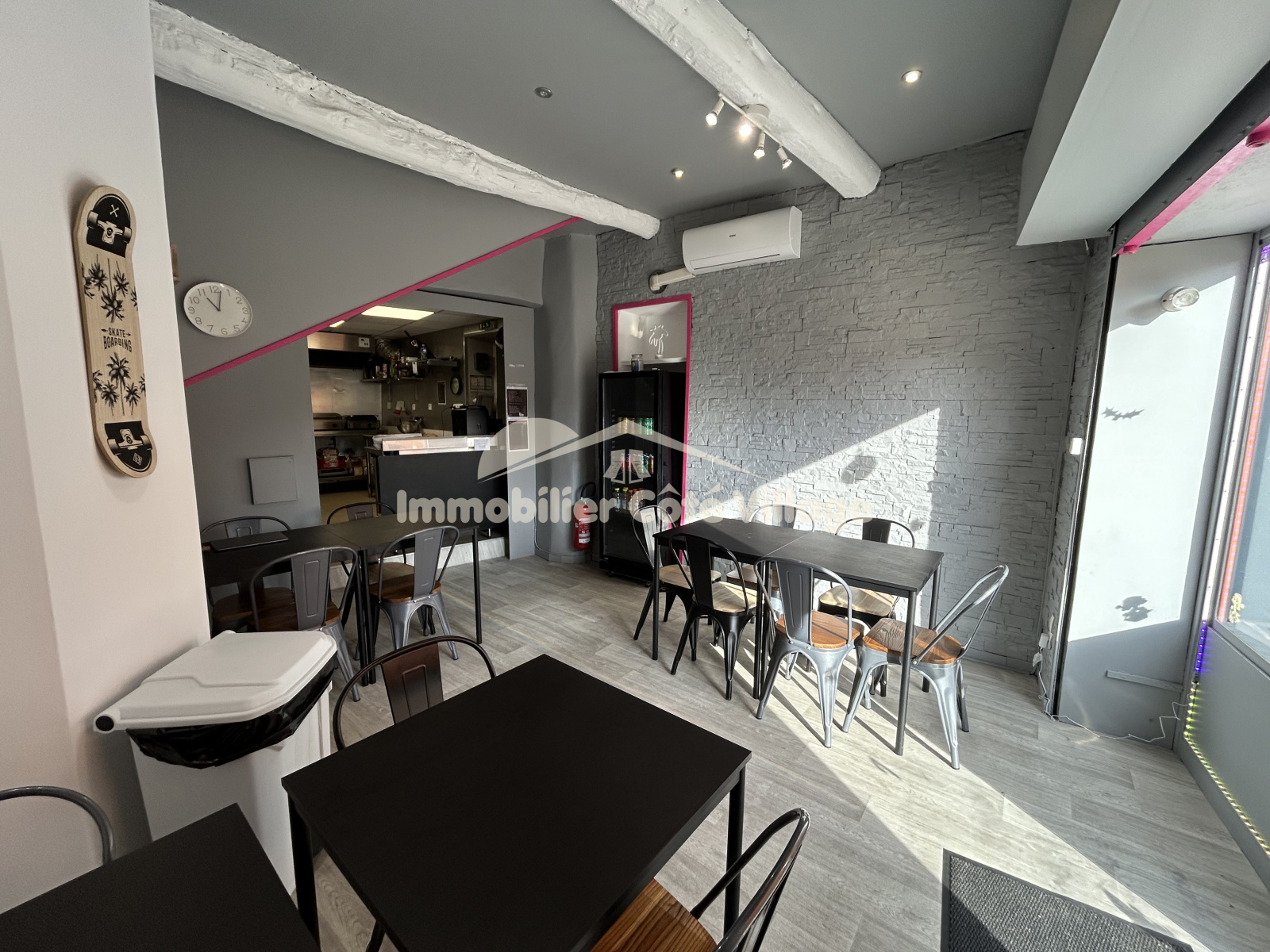 Image_, Fonds de commerce, Contes, ref :RJVCO30001154