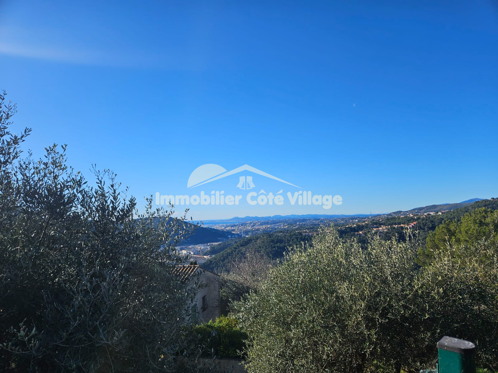 Agence immobilière de IMMOBILIER CÔTÉ VILLAGE