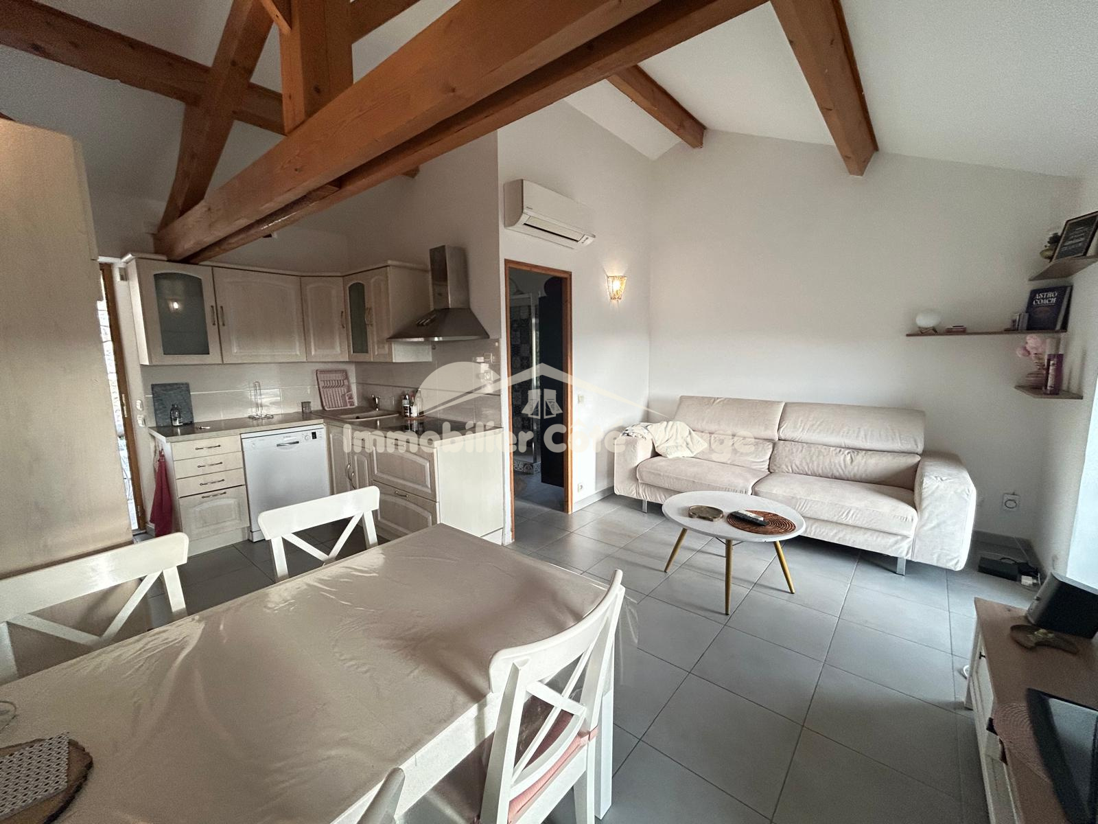 Agence immobilière de IMMOBILIER CÔTÉ VILLAGE